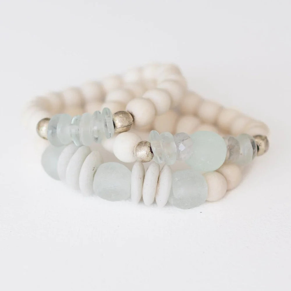 Recycled Glass and Wooden Beads Bracelet